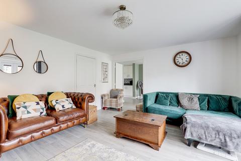 4 bedroom detached house for sale, Bradstone Drive, Nottingham NG3