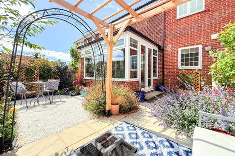 3 bedroom semi-detached house for sale, Sherburn Way, Wardley, NE10