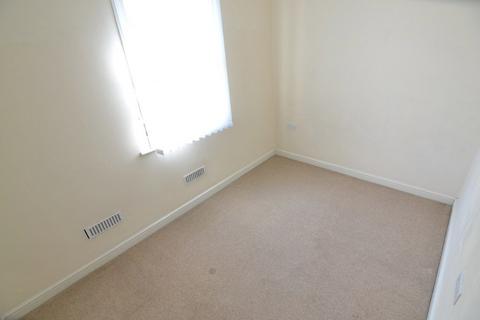 undefined, Whitehall Green, Leeds, LS12