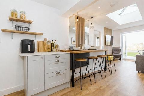 1 bedroom semi-detached house to rent, Eighth avenue, Filton BS7