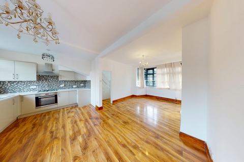 3 bedroom semi-detached house to rent, Inverness Avenue,  London, EN1