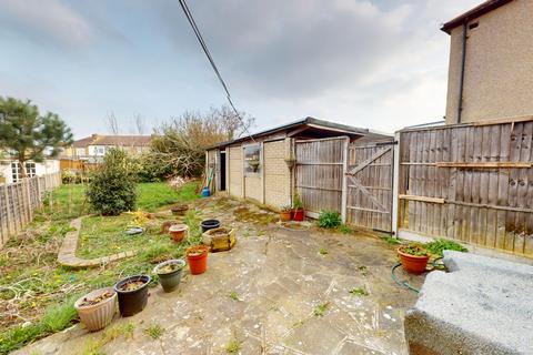 3 bedroom semi-detached house to rent, Inverness Avenue,  London, EN1