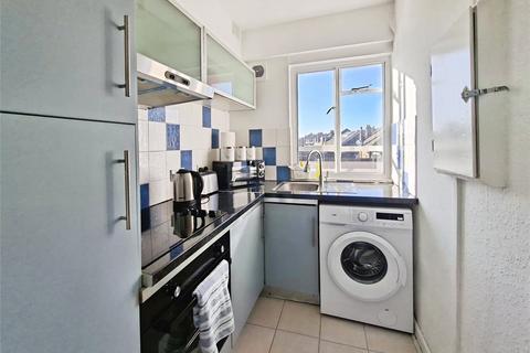Studio to rent, Lambert Road, London, SW2