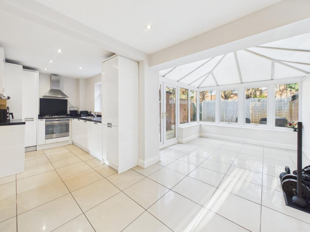 Kitchen/Conservatory