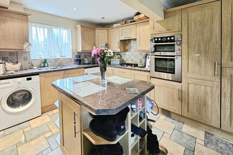 3 bedroom terraced house for sale, Rangers Avenue, Dursley