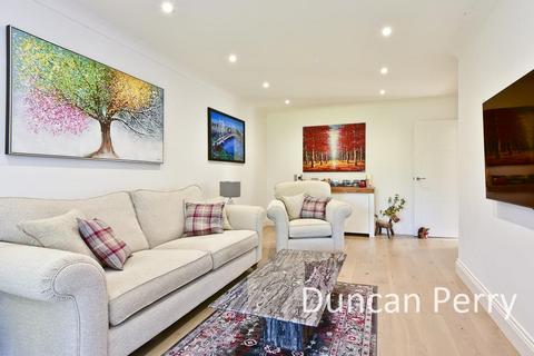 3 bedroom semi-detached bungalow for sale, Frowick Close, Hatfield AL9