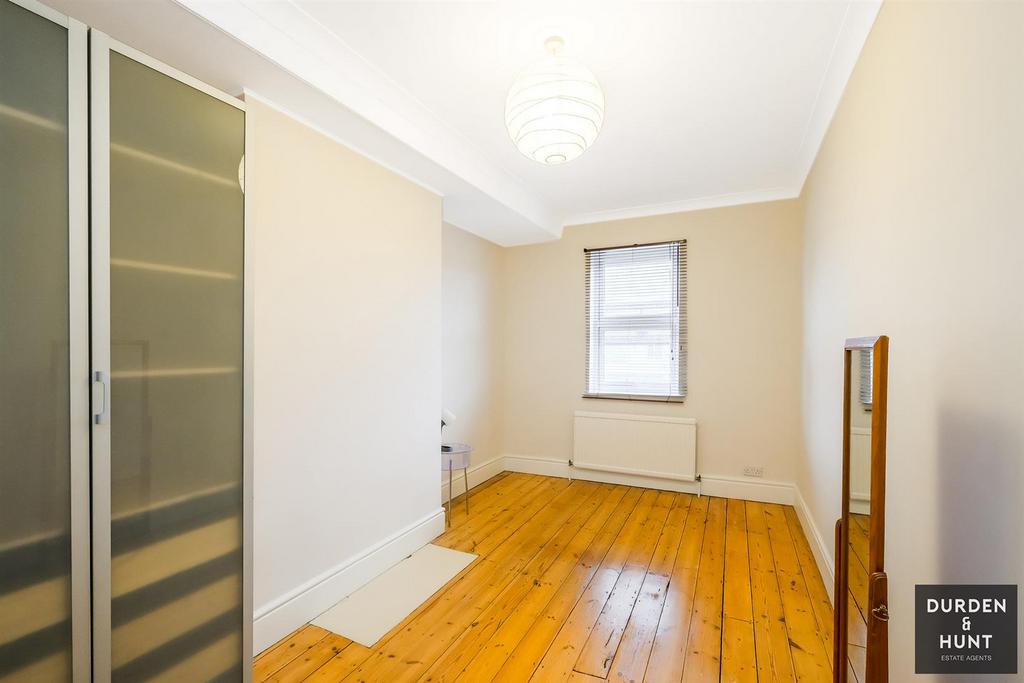 Arundel Gardens-6 web.jpg