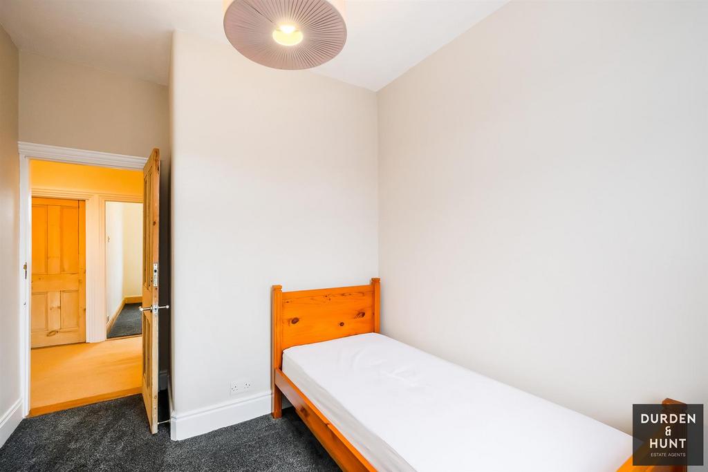 Arundel Gardens-2 web.jpg