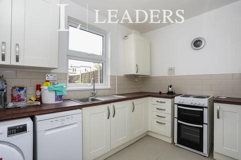 3 bedroom terraced house to rent, Orford Road, IP11