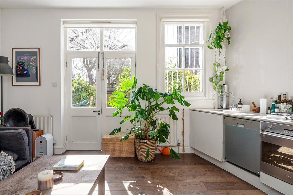 Reception/Kitchen