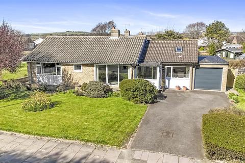 3 bedroom detached bungalow for sale, Fernhurst Drive, Goring-By-Sea, Worthing