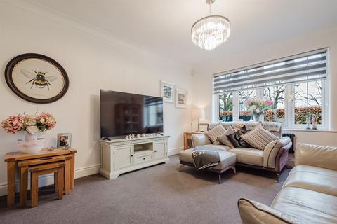 undefined, Chester Road, Mere