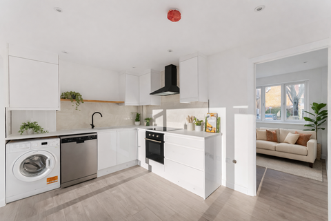 2 bedroom terraced house for sale, Allhallows Road, London E6