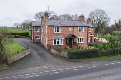 undefined, Chester Road, Alpraham