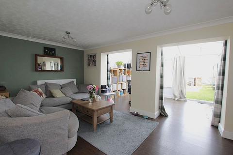 3 bedroom terraced house for sale, Vetch Walk, Haverhill CB9