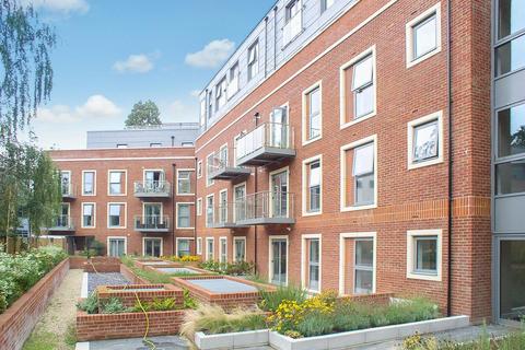 1 bedroom flat to rent, 30 Queens Road, Weybridge