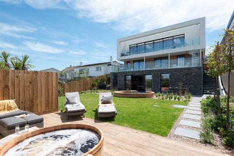 5 bedroom house for sale, Trelorna