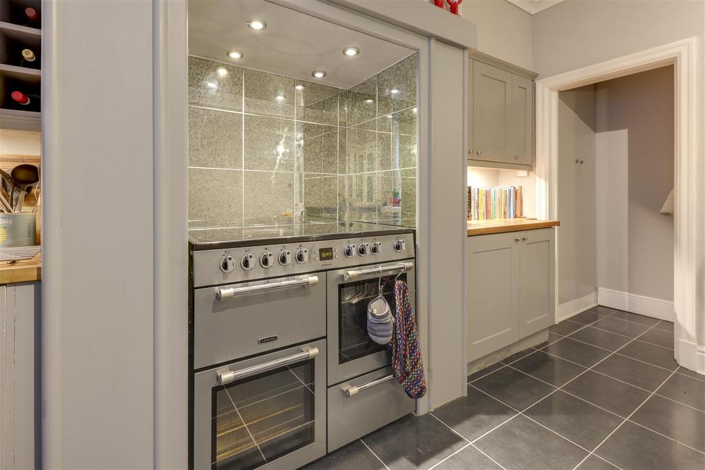 Feature Oven