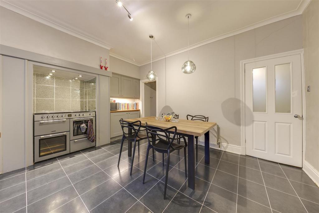 Kitchen / Dining Alt