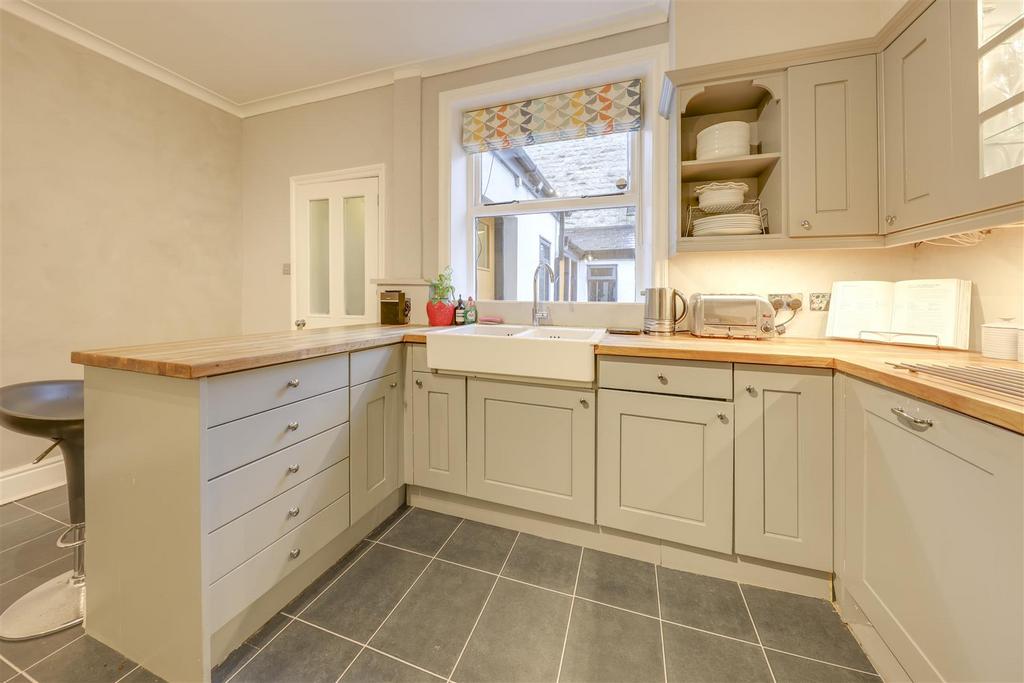 Kitchen Alt