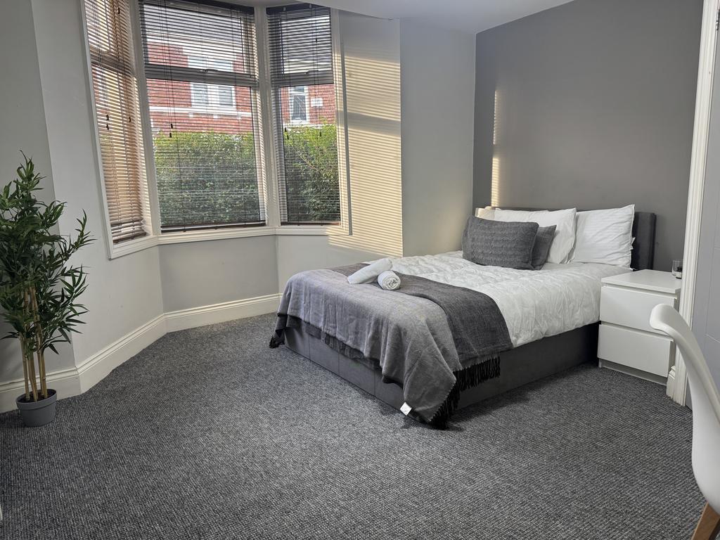 Bedroom of Similar Size and Layout