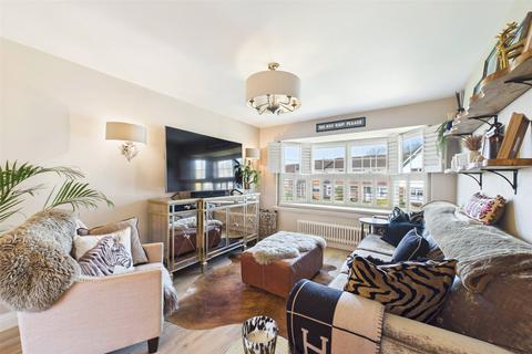 3 bedroom terraced house for sale, Milton Gardens, Wokingham, Berkshire, RG40