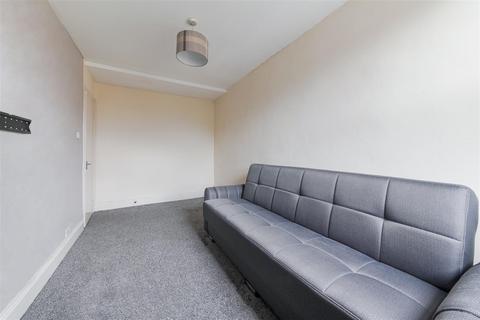 1 bedroom flat to rent, Acton Street, London