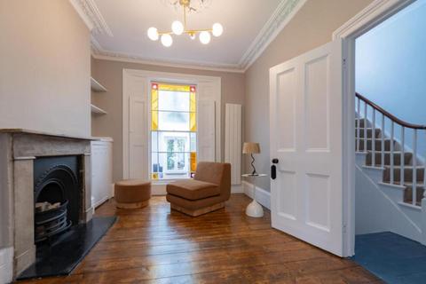 3 bedroom house to rent, Grafton Road, London NW5