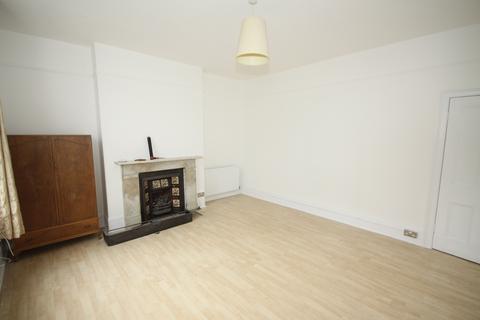2 bedroom flat to rent, Foyle Road
