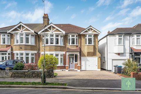 5 bedroom semi-detached house for sale, Queen Elizabeths Drive, Southgate, London, N14