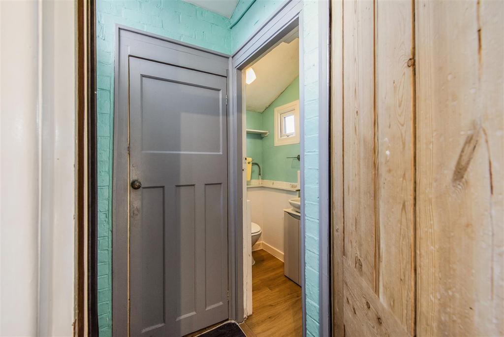 Downstairs WC.jpg
