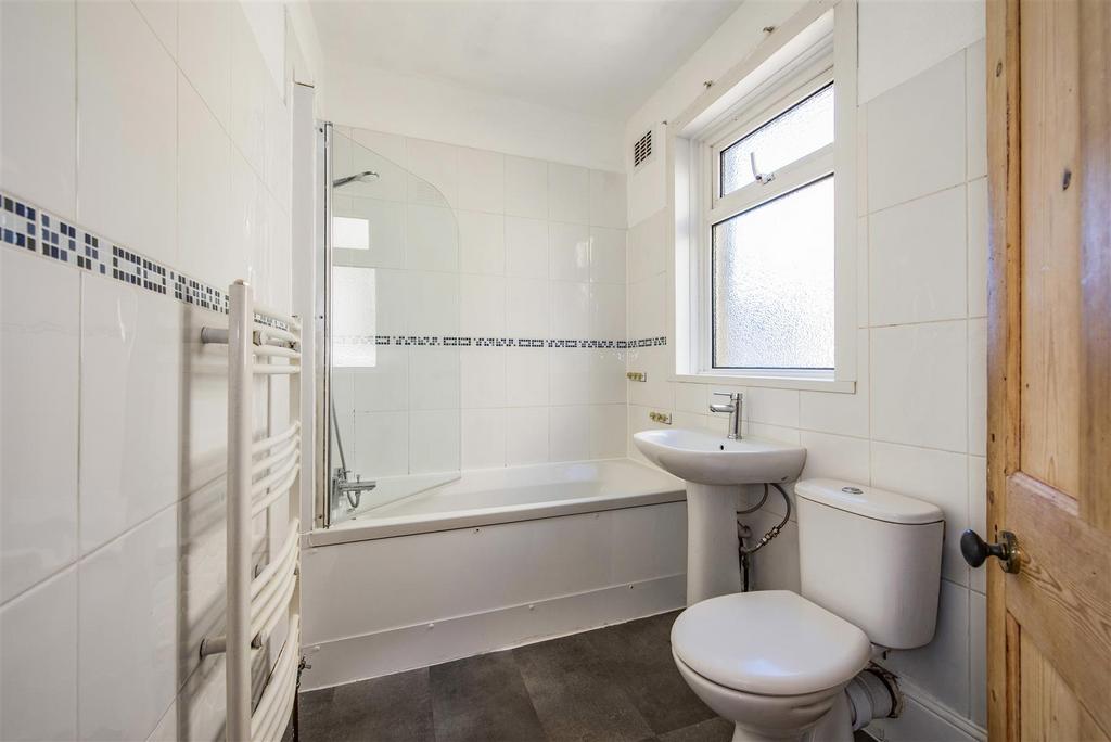 Upstairs Bathroom.jpg