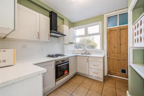 3 bedroom semi-detached house for sale, Coniston Avenue, Portsmouth