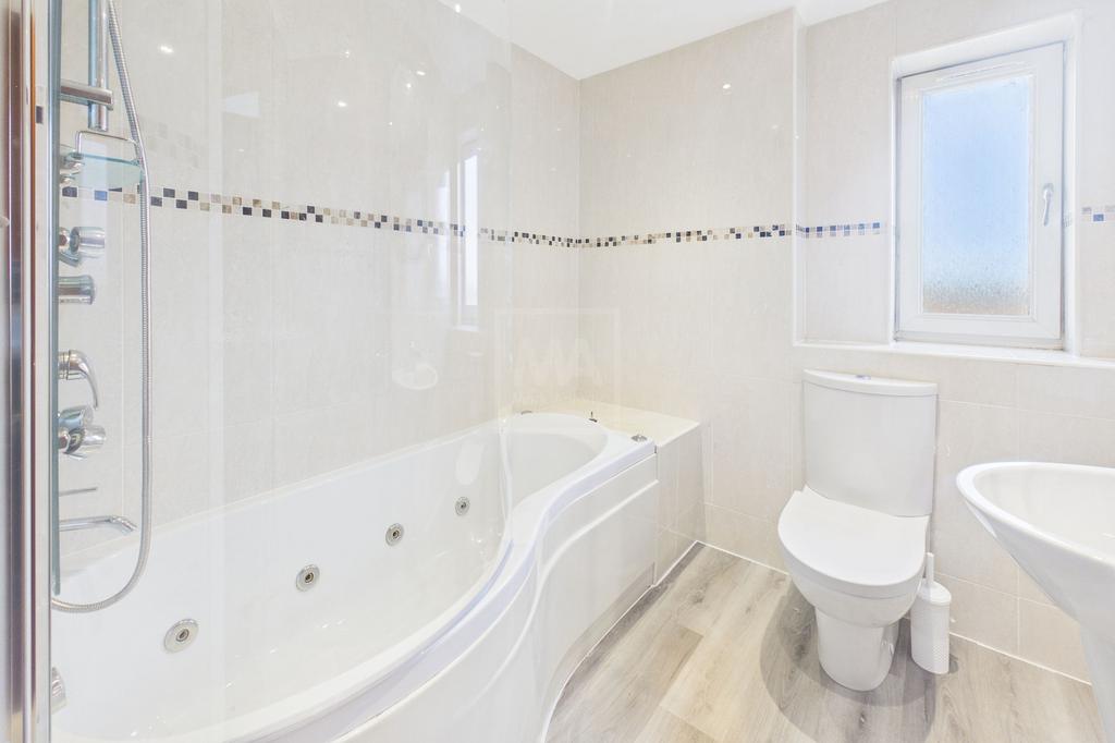 Main Bathroom