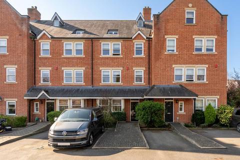 undefined, Bridgeman Drive, Windsor, SL4