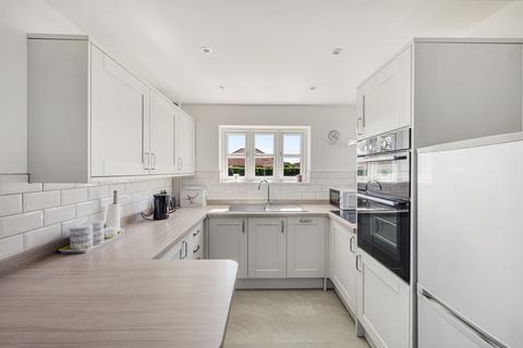 4 bedroom detached house for sale, Mesne Lea Road, Worsley, M28