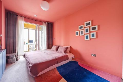 1 bedroom flat for sale, Grovelea Court, LONDON E3