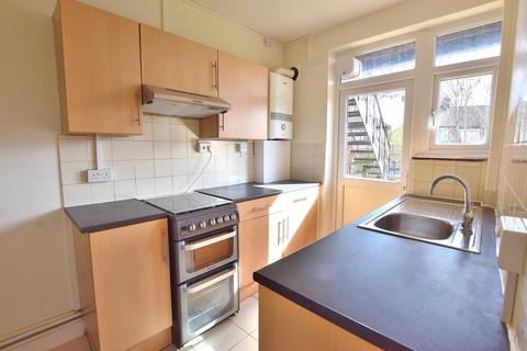 2 bedroom ground floor flat to rent, Oakthorpe Road, London, Greater London. N13