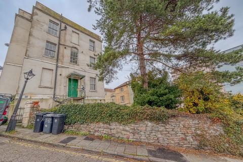 2 bedroom apartment to rent, Ninetree Hill, Bristol BS1