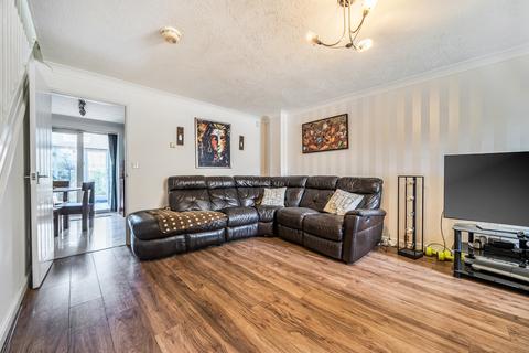 3 bedroom end of terrace house for sale, Helegan Close, Orpington