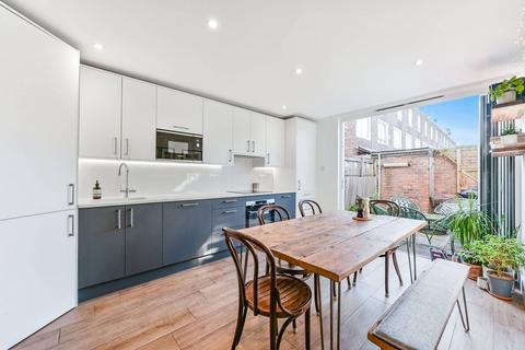 3 bedroom end of terrace house for sale, Portgate Close, Maida Vale, London, W9