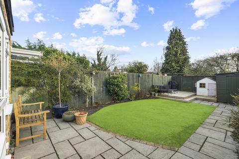 2 bedroom end of terrace house for sale, Sayesbury Avenue, Hertfordshire CM21