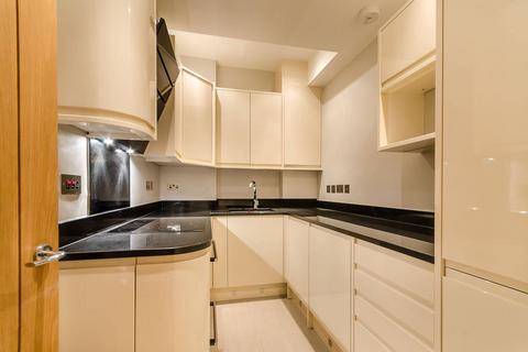 2 bedroom flat to rent, Claverton Street, Pimlico, London, SW1V