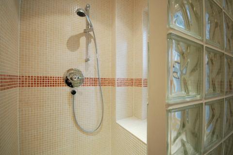 Studio to rent, Elvaston Place, South Kensington, London, SW7