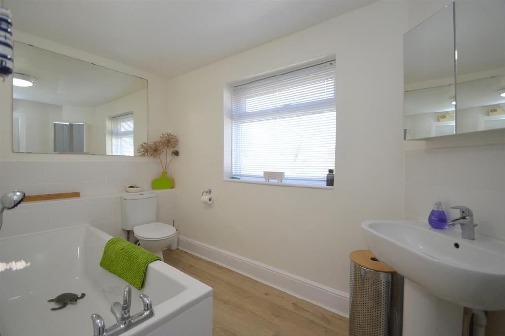 Bathroom wc
