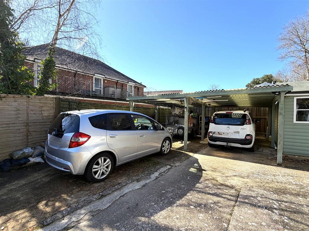 Parking &amp; Car Port