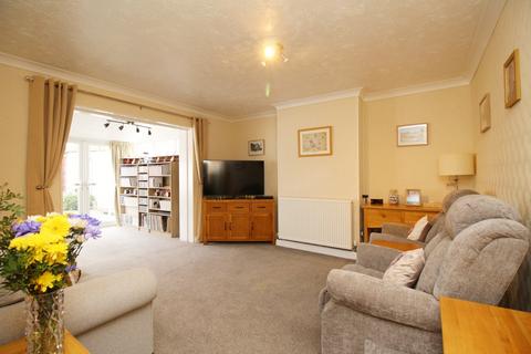 undefined, Rhydwen Drive, Denbighshire LL18