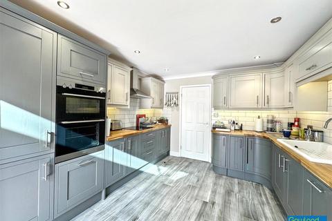 4 bedroom end of terrace house for sale, Low Church Wynd, Yarm TS15 9BA