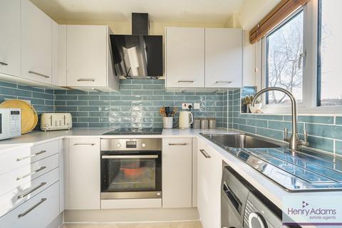 undefined, Sandringham Road, Petersfield, GU32