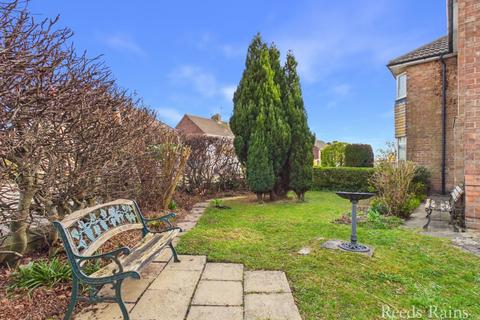3 bedroom semi-detached house for sale, Limbrick Avenue, Durham TS19